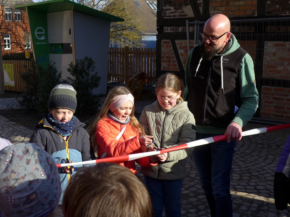 Ladestation auf dem Kirchplatz Elbingerode